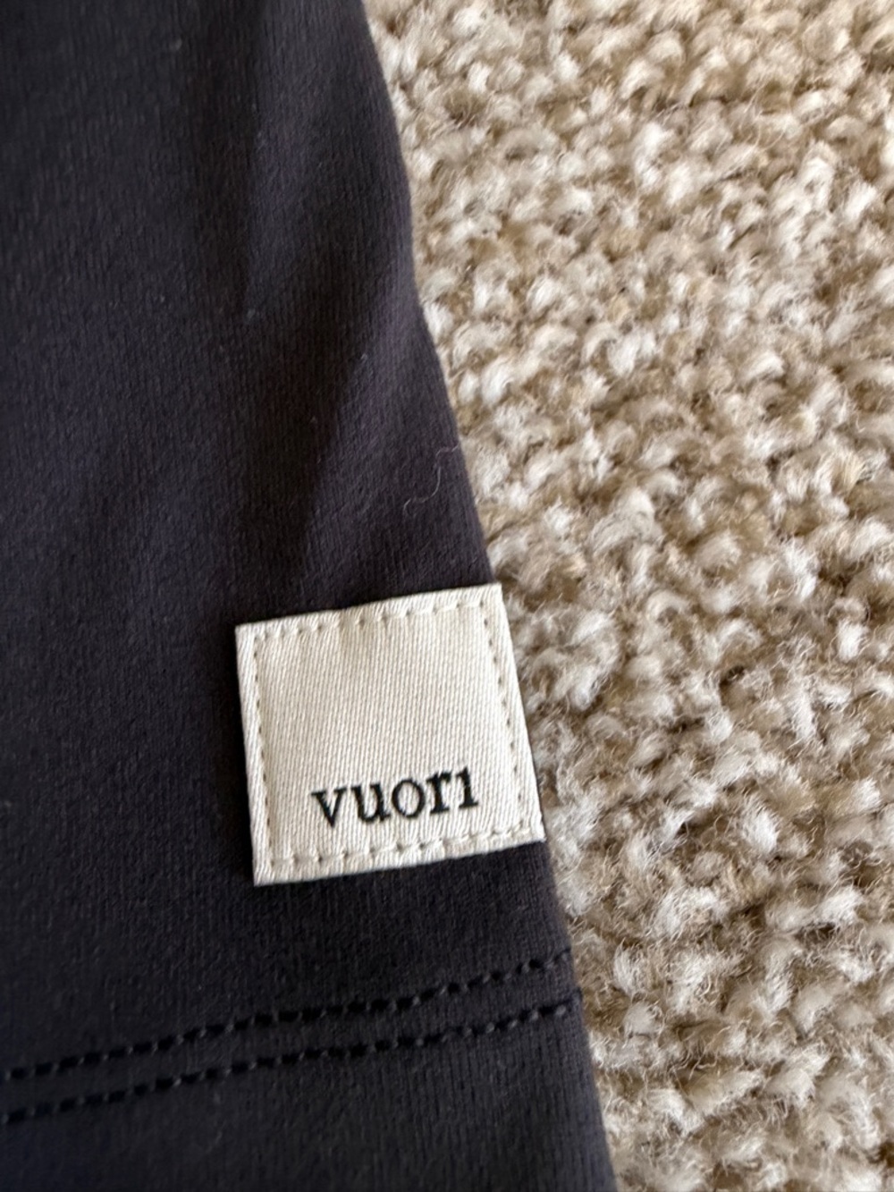 Black halo tee nwot - Picture 2 of 3